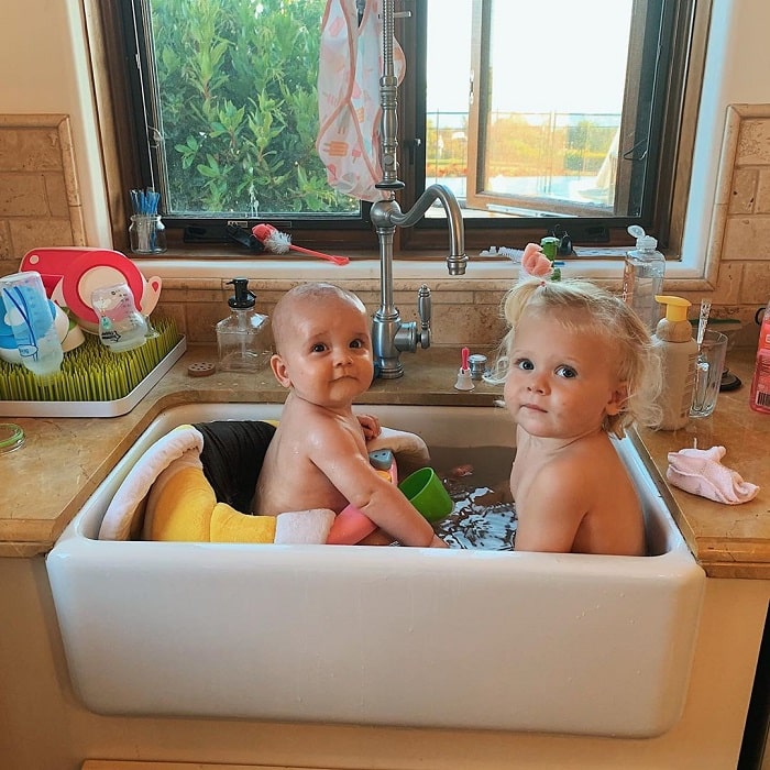 April's two cutest baby, Lola and Mia.