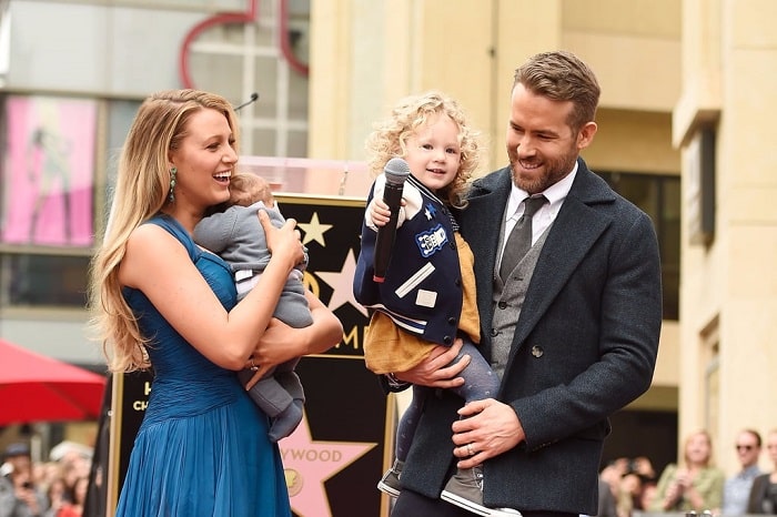 The very fashionable James Reynolds with her family.