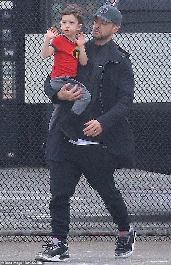 Silas and his father, Justin Timberlake before they boarded their chopper.