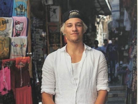 A picture of Romeo Jon Bongiovi brother Jacob Hurley Bongiovi.