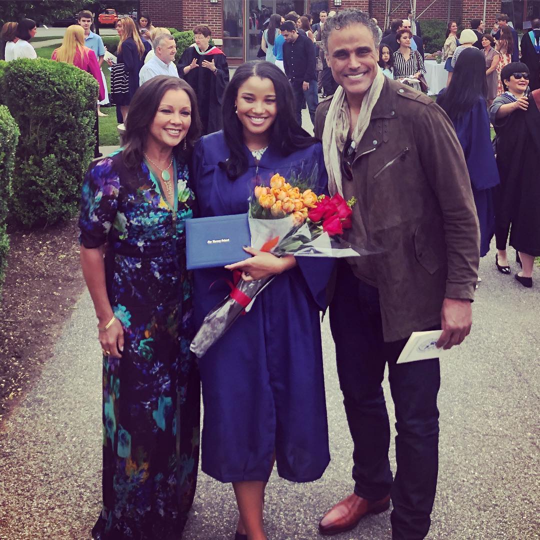 Picture of Kari Hillsman's ex-husband Rick Fox with his ex-wife Vanessa Lynn and daughter Sasha Gabriella Fox.