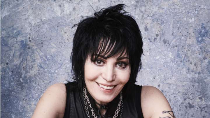Joan Jett's $10 Million Net Worth - $1M Worth Mansion and Vintage Cars Collection