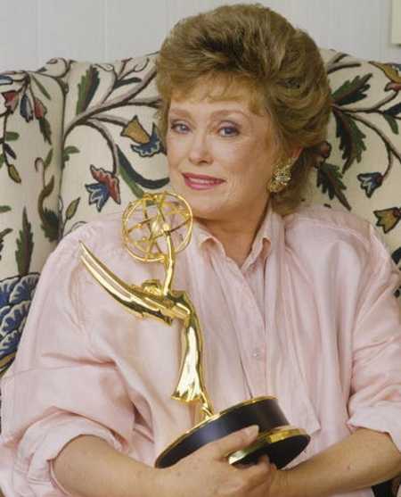  Rue McClanahan With Her Emmy Award