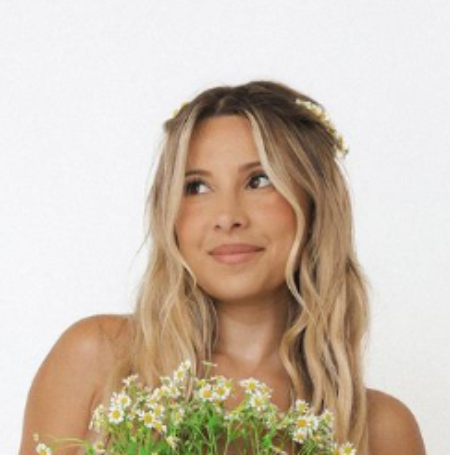 Ayla Woodruff is a famous social media influencer and YouTuber.