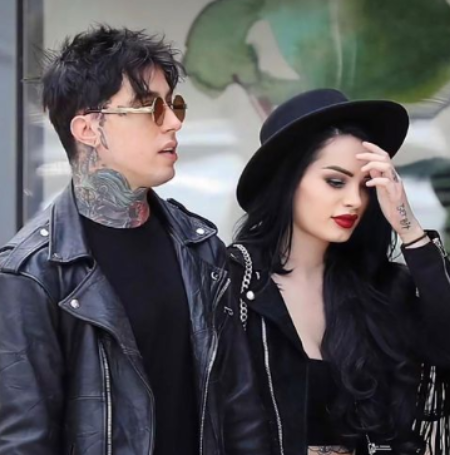 Willow Grace Radke's father Ronnie Radke gained early recognition as the founding member and lead vocalist of the post-hardcore band Escape the Fate.