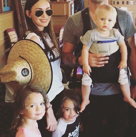 Bodhi Ransom Green is the child of renowned actress and model Megan Fox, famed for her standout performance in the blockbuster film "Transformers".