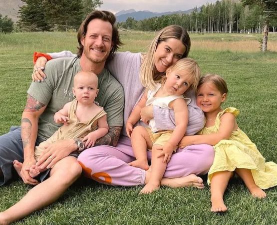 Tyler Hubbard and Hayley Stommel with their three cute children.