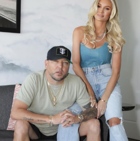 Jason Aldean and Brittany Kerr started dating and publicly appeared together at the 2014 CMT Awards.