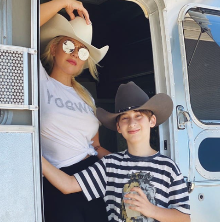 As of now, Max Liron is too young to earn money, but he enjoys a luxurious lifestyle provided by his parents, especially his mother, Christina Aguilera.