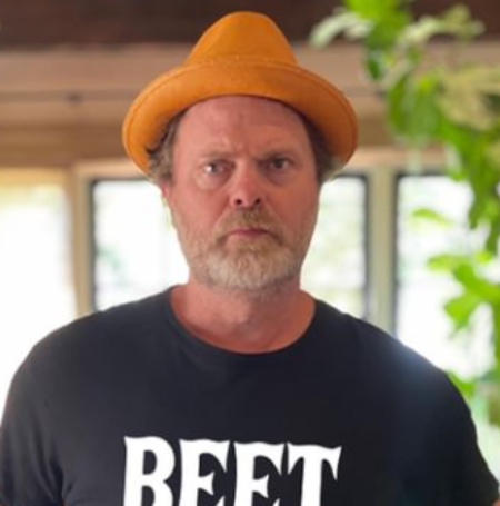 In July 2020, Rainn Wilson decided to sell his farmhouse in Agoura Hills, California, and he asked for nearly $1.7 million for it.