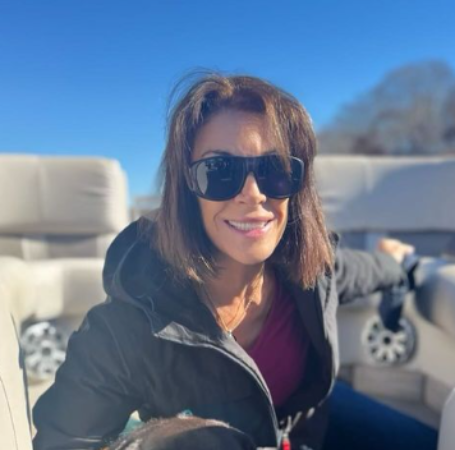 Hilary Farr holds a net worth of $8 million. 