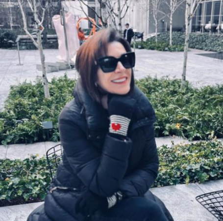 Hilary Farr was born in Toronto, Canada.