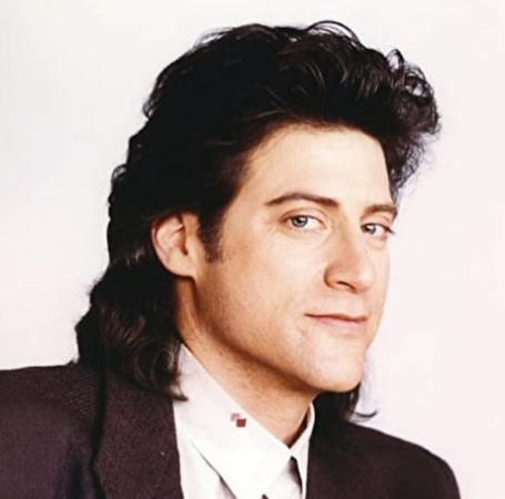 Richard Lewis died when he was 76 years old.