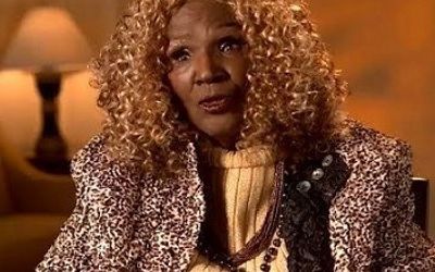 About Etterlene DeBarge - In Detail About The Singer's Life With Pictures